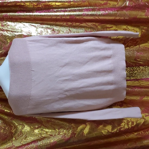 Light baby pink sweater - Picture 9 of 13